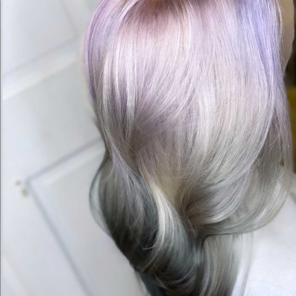 Wig - Picture 5 of 5